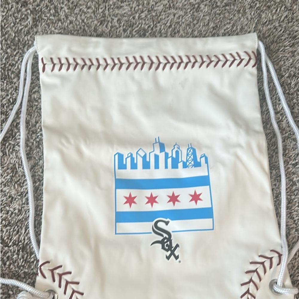 White Drawstring Bag with Chicago Design